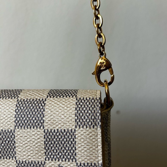 Authentic Louis Vuitton Azur Felicie Pochette - Picture 3 of 14